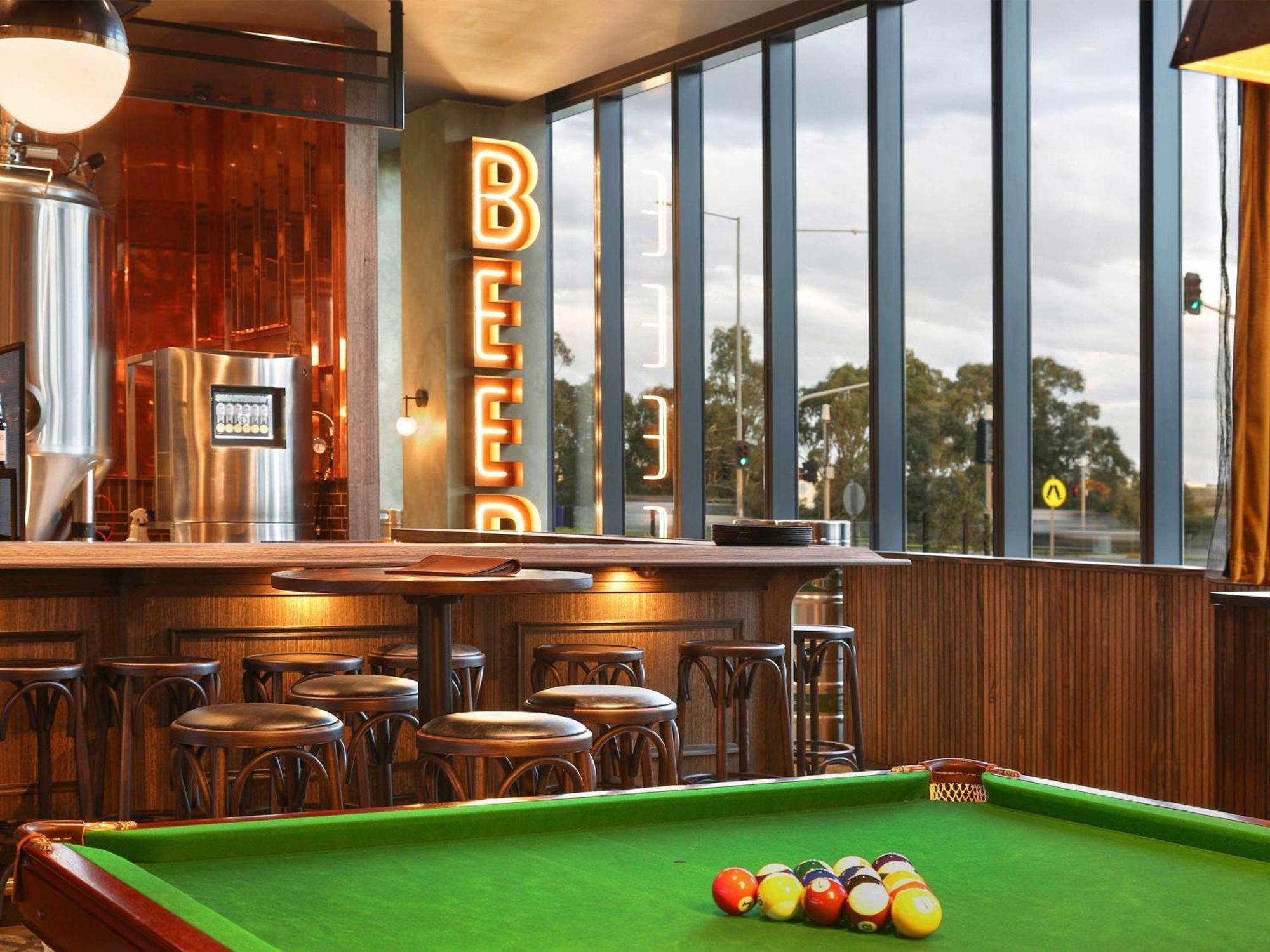 Mantra Melbourne Epping Hotel Buitenkant foto