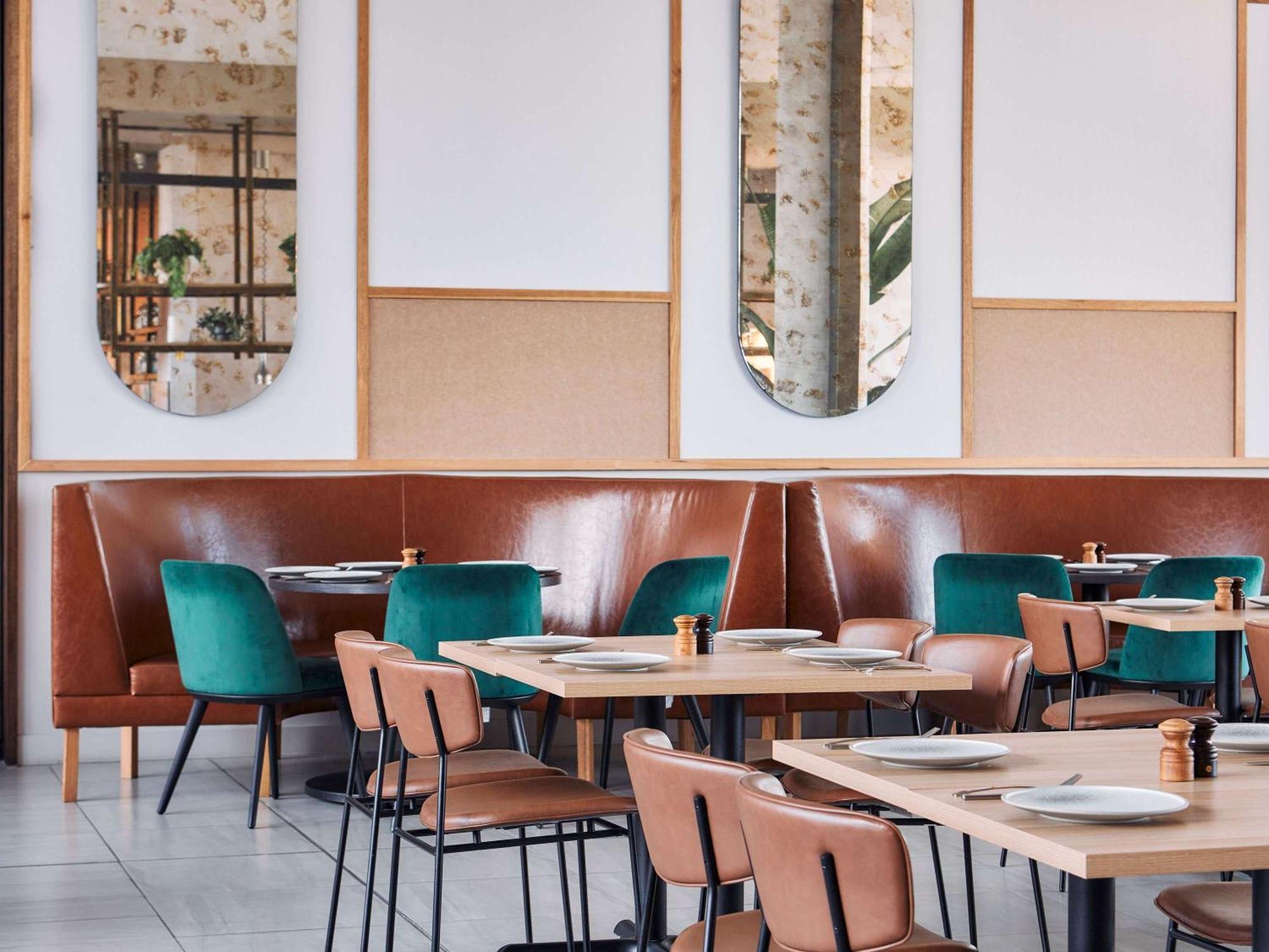 Mantra Melbourne Epping Hotel Buitenkant foto