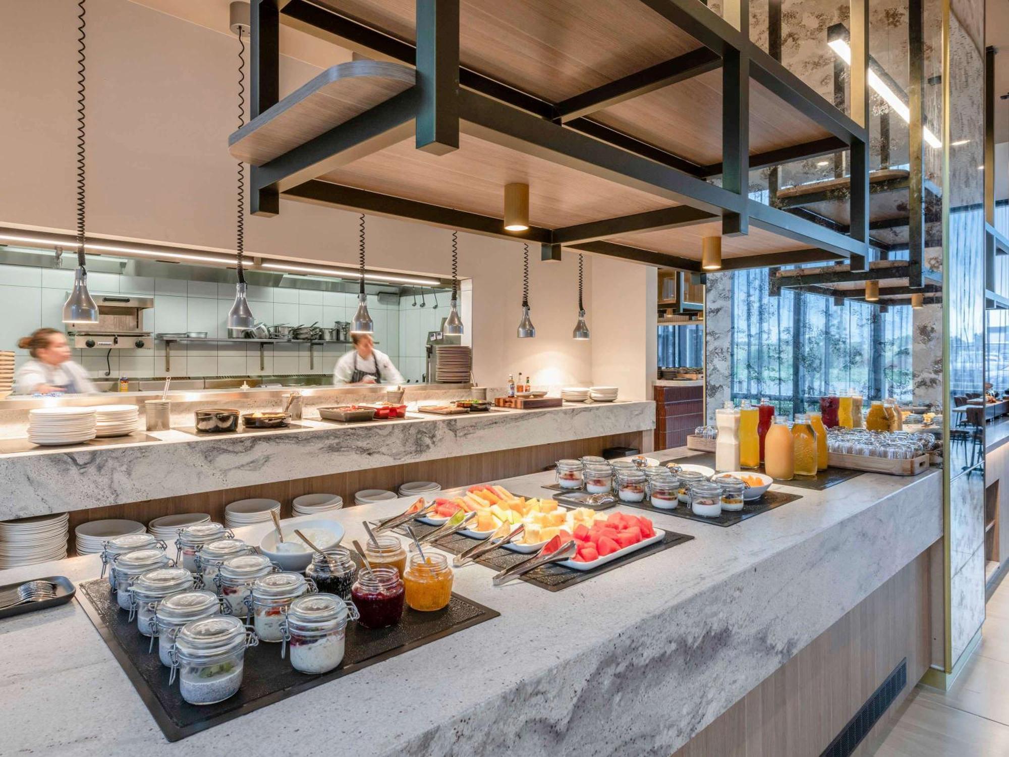 Mantra Melbourne Epping Hotel Buitenkant foto